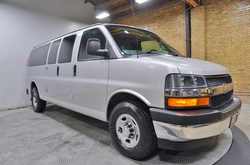 2017 Chevrolet Express 3500 LT