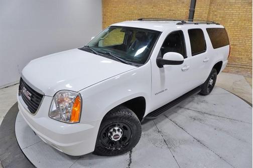 2011 GMC Yukon XL 2500 SLE