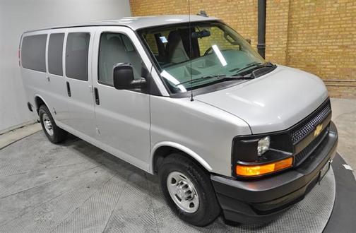 2017 Chevrolet Express 2500 LS