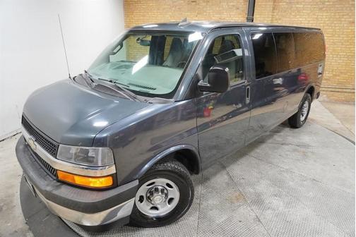 2017 Chevrolet Express 3500 LT