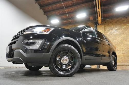 Black 2017 Ford Utility Police Interceptor Base