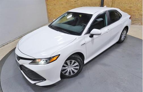 2020 Toyota Camry Hybrid LE