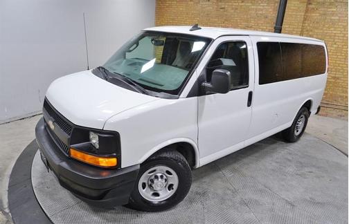 2017 Chevrolet Express 2500 LS