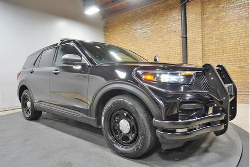 Black 2022 Ford Utility Police Interceptor Base
