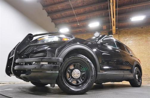 Black 2022 Ford Utility Police Interceptor Base