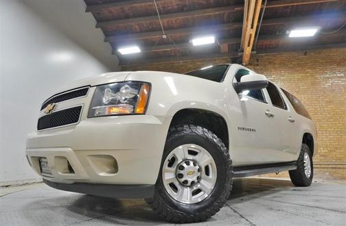 2013 Chevrolet Suburban 2500 LS