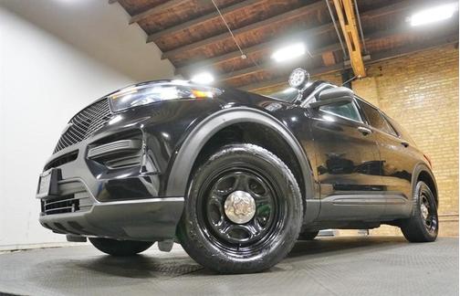 Black 2023 Ford Utility Police Interceptor Base