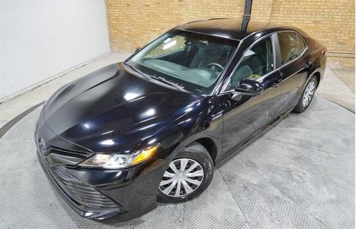 2018 Toyota Camry Hybrid LE