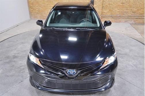 2018 Toyota Camry Hybrid LE