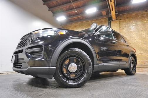 Black 2022 Ford Utility Police Interceptor Base