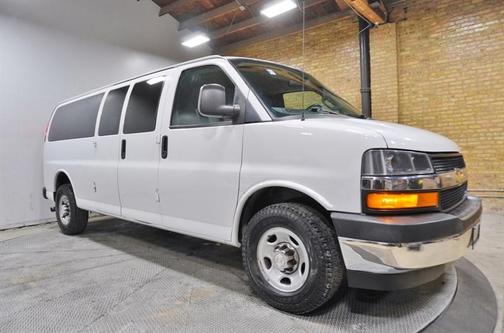 2018 Chevrolet Express 3500 LT