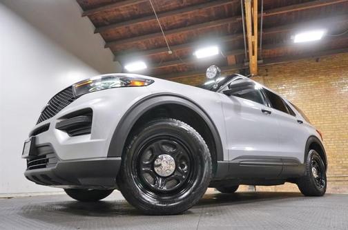 Silver 2022 Ford Utility Police Interceptor Base