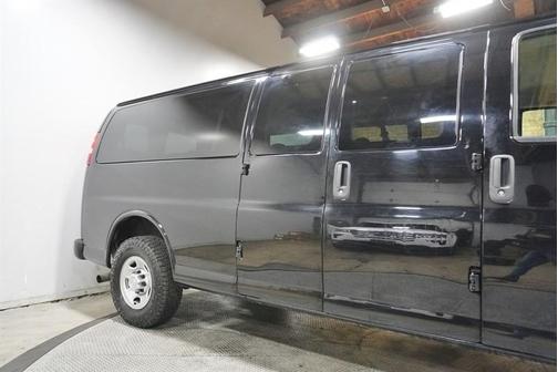 2019 Chevrolet Express 3500 LS