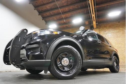 Black 2021 Ford Utility Police Interceptor Base