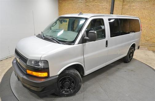 Silver Ice Metallic 2019 Chevrolet Express 2500 LS