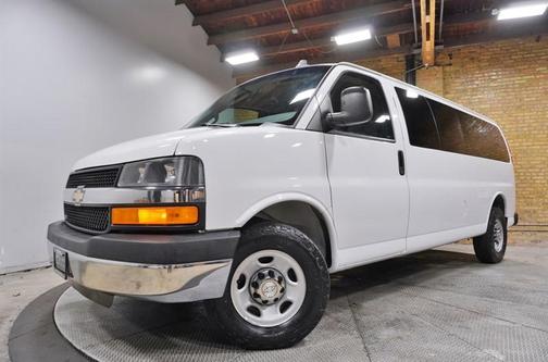 2016 Chevrolet Express 3500 LT