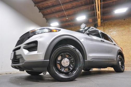 Silver 2022 Ford Utility Police Interceptor Base