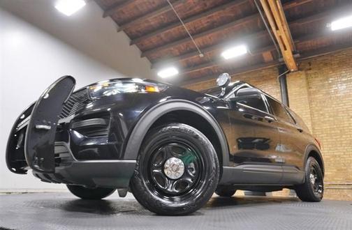 Black 2020 Ford Utility Police Interceptor Base