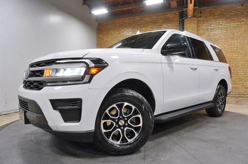 White 2024 Ford Expedition XL