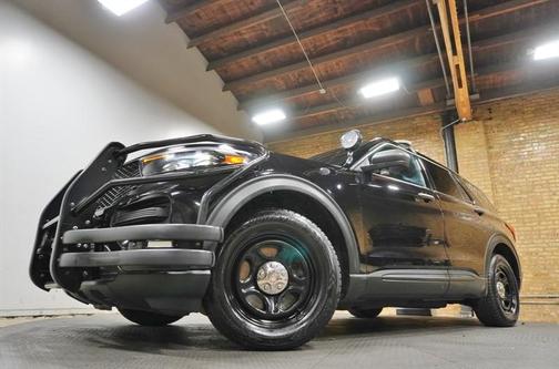 Black 2022 Ford Utility Police Interceptor Base