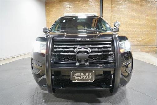 Black 2017 Ford Utility Police Interceptor Base