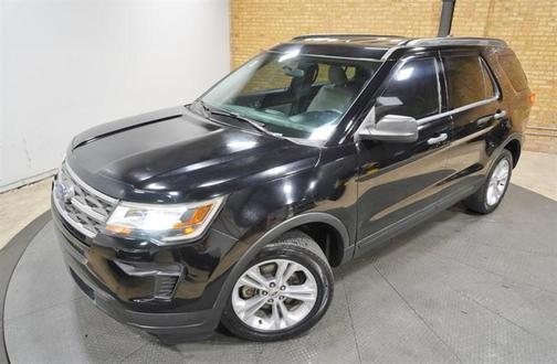 Black 2018 Ford Explorer Base