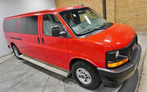 2017 GMC Savana 3500 LS