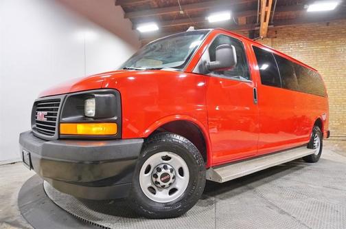 2017 GMC Savana 3500 LS