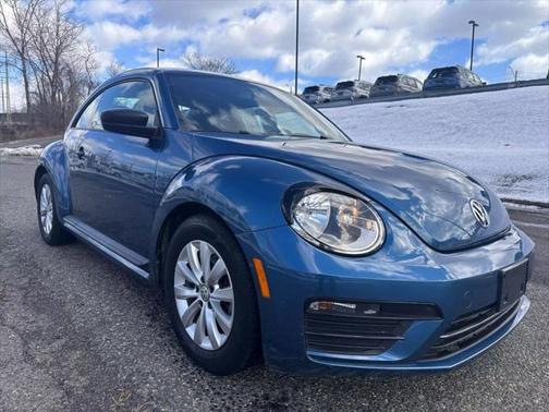 2018 Volkswagen Beetle 2.0T Coast