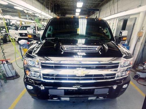 Black 2019 Chevrolet Silverado 2500 High Country