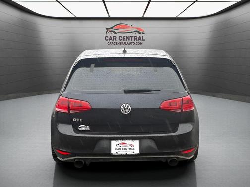 2016 Volkswagen Golf GTI 2.0T S 4-Door