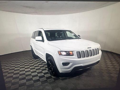 Bright White Clearcoat 2015 Jeep Grand Cherokee Altitude