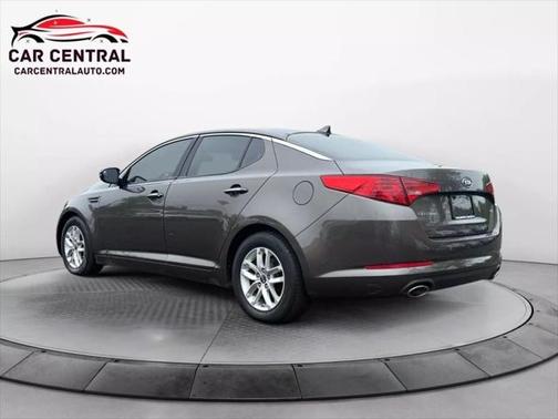 2011 Kia Optima LX