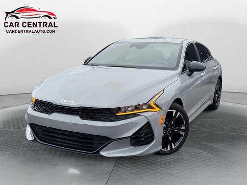 2022 Kia K5 GT-Line