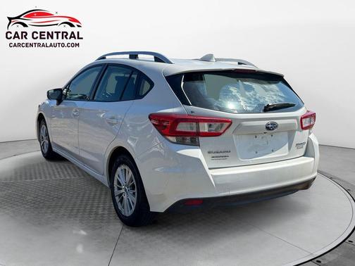 2017 Subaru Impreza 2.0i Premium