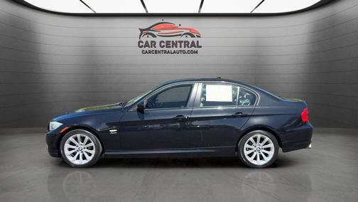 Black Sapphire Metallic 2011 BMW 328 xDrive