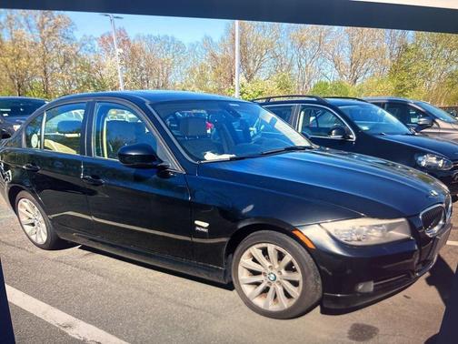 Black Sapphire Metallic 2011 BMW 328 xDrive