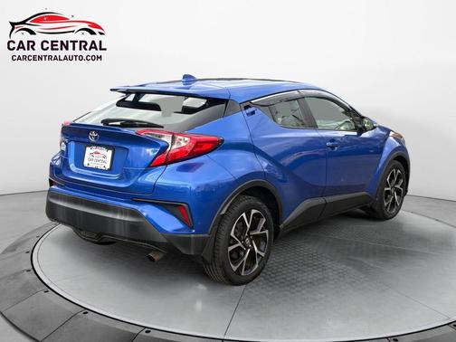 2020 Toyota C-HR XLE