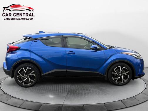 2020 Toyota C-HR XLE