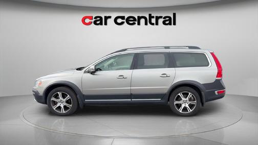 Tan 2015 Volvo XC70 T6
