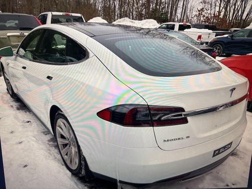 2015 Tesla Model S 70D