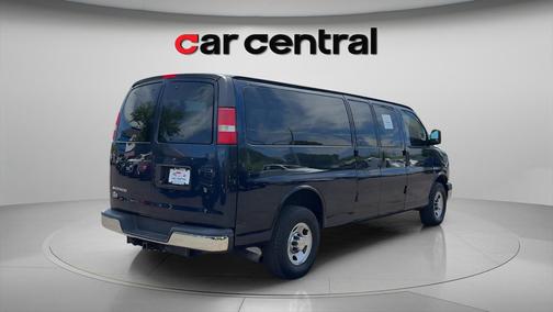 Dark Blue Metallic 2015 Chevrolet Express 3500 LT