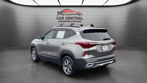 Steel Gray 2022 Kia Seltos EX