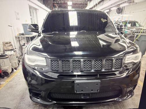 2017 Jeep Grand Cherokee SRT