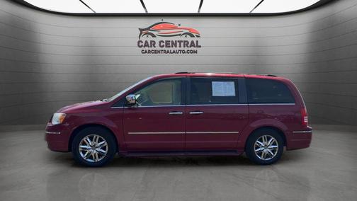 Deep Cherry Red Crystal Pearlcoat 2010 Chrysler Town & Country Limited