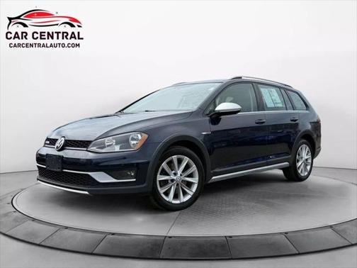2017 Volkswagen Golf Alltrack TSI S