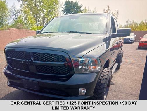 Brilliant Black Crystal Pearlcoat 2016 RAM 1500 Tradesman/Express