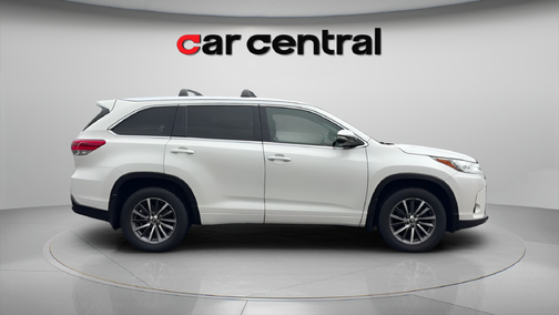 Blizzard Pearl 2017 Toyota Highlander XLE