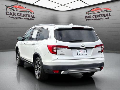 2020 Honda Pilot Touring 8-Passenger