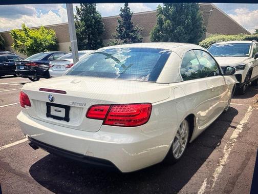 Alpine White 2011 BMW 328 328i
